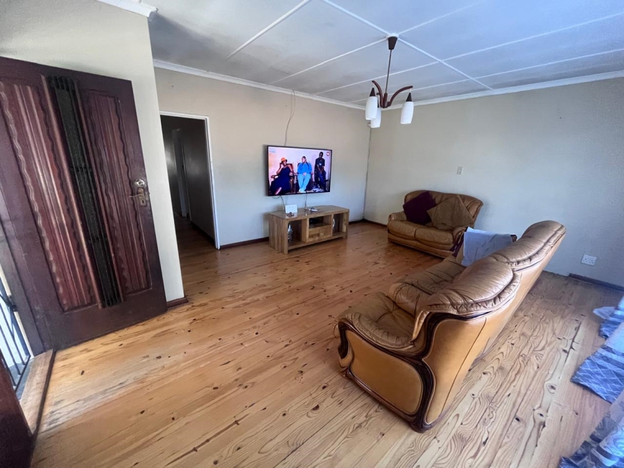 4 Bedroom Property for Sale in Amalinda North Eastern Cape